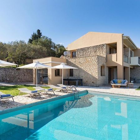 Villa Pietra Gialla By Rodostamo Collection 카시오피 외부 사진