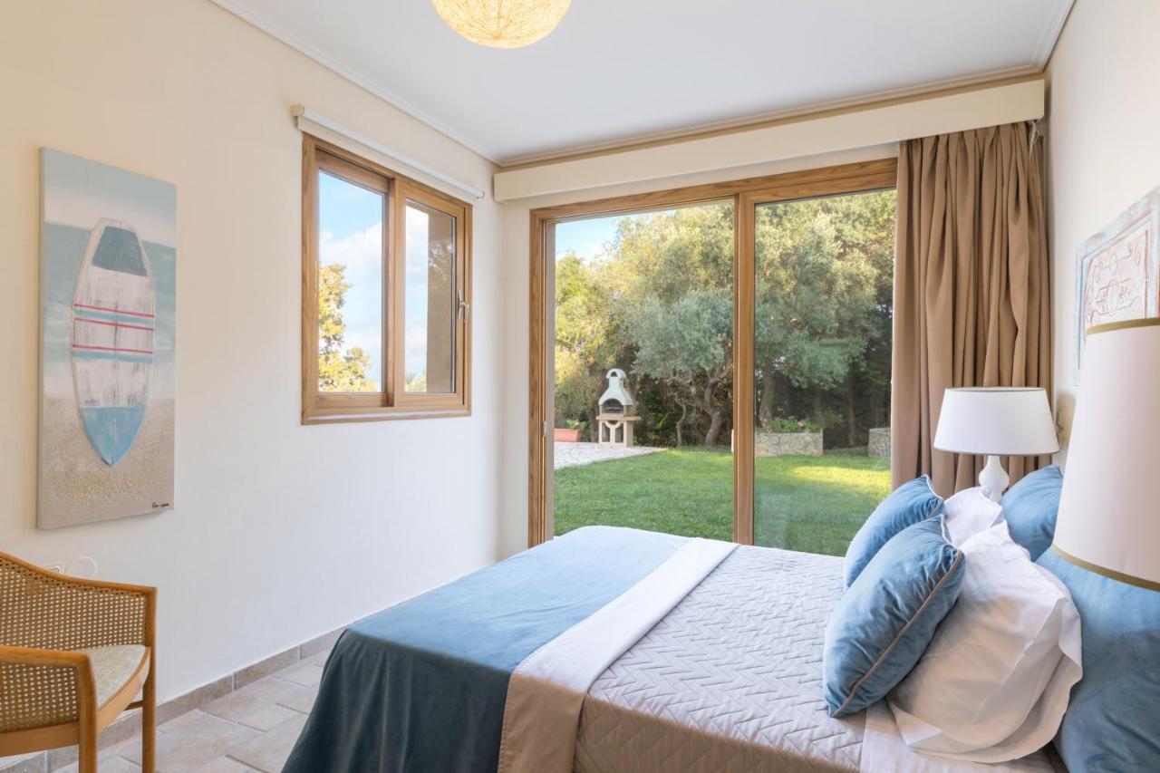 Villa Pietra Gialla By Rodostamo Collection 카시오피 외부 사진