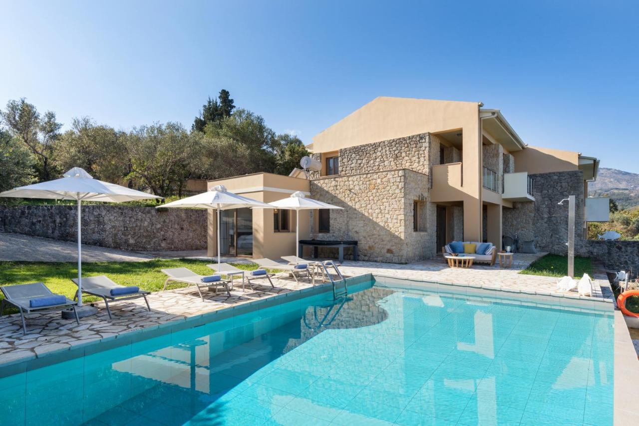Villa Pietra Gialla By Rodostamo Collection 카시오피 외부 사진
